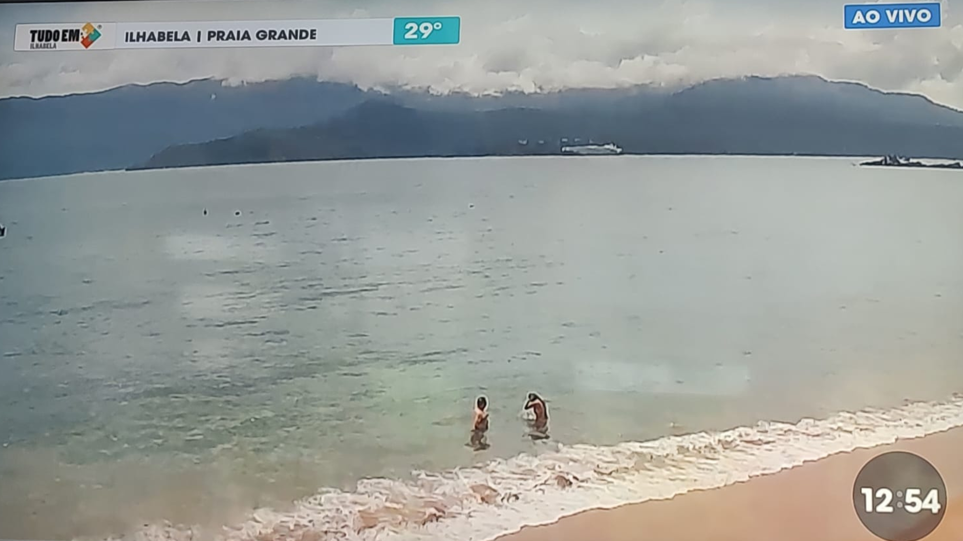 Transmissão ao vivo da câmera Tudoem Ilhabela Praia Grande